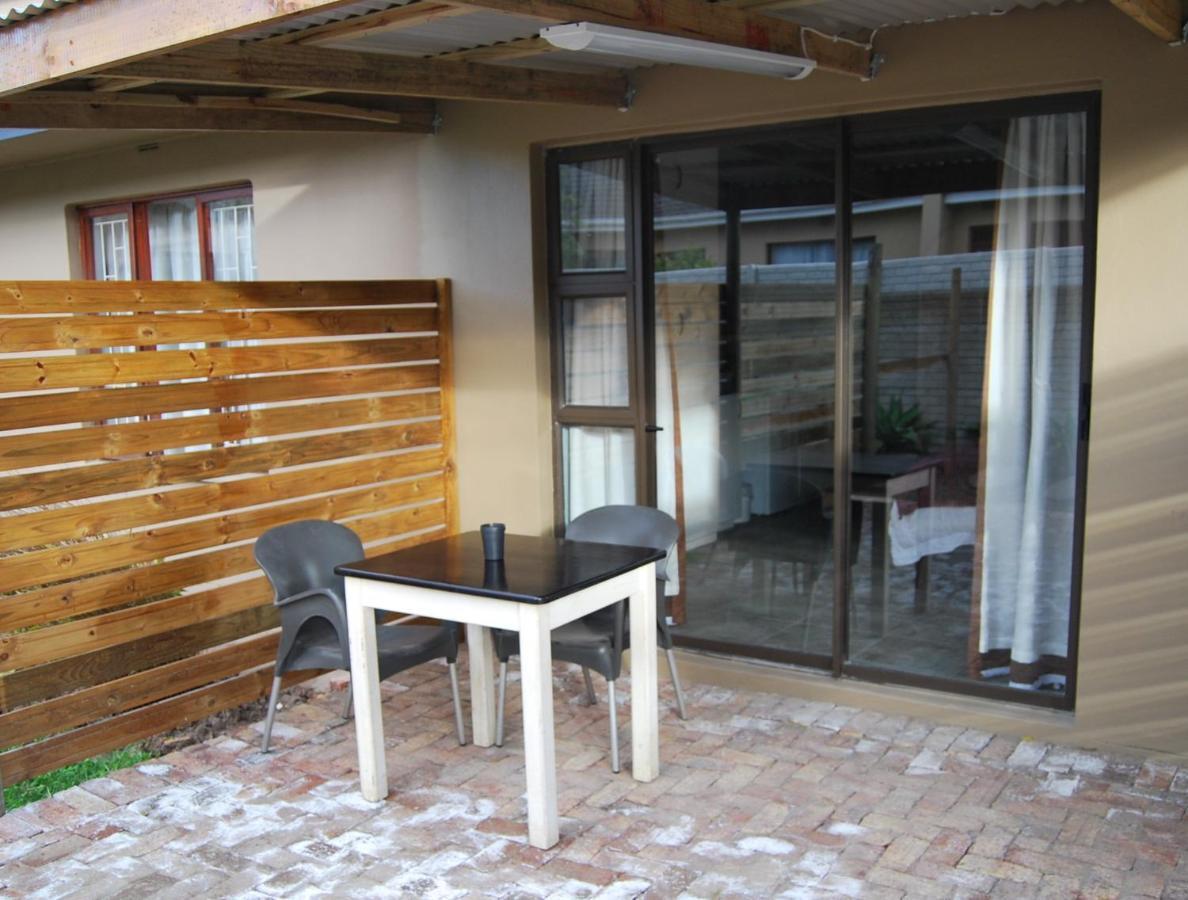 14 Cluster Cottages George Bagian luar foto